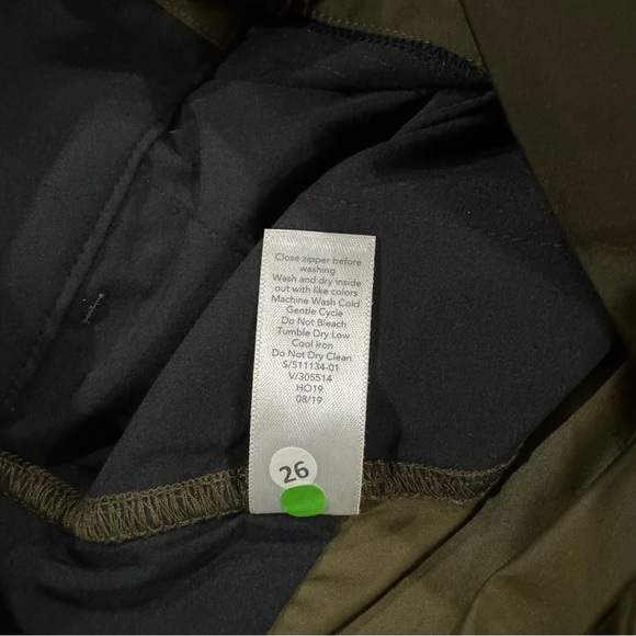 New! Athleta Radiant Jogger Pants Satin Olive Green Size 2 - Picture 7 of 12